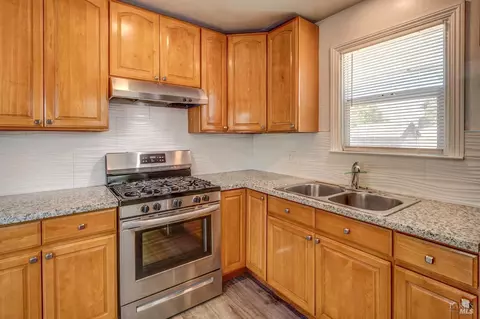 Kitchen - 2936 Burnette St, Vallejo, CA 94591 photo 3 of 4