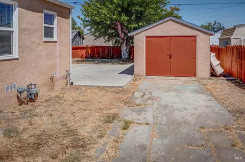 Exterior - 2936 Burnette St, Vallejo, CA 94591 photo 9 of 11