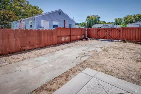 Exterior - 2936 Burnette St, Vallejo, CA 94591 photo 11 of 11