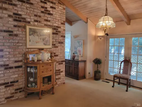 Entry Way - 1607 Vervais Ave, Vallejo, CA 94591 photo 4 of 4