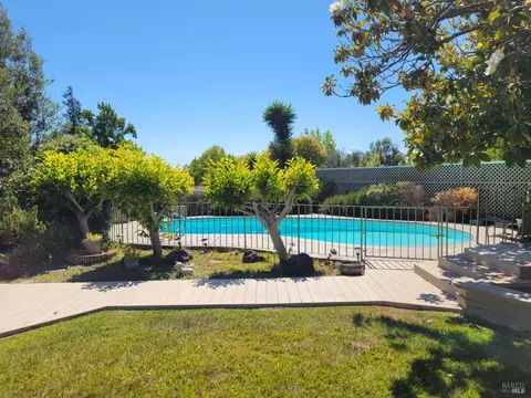 Exterior - 1607 Vervais Ave, Vallejo, CA 94591 photo 7 of 16