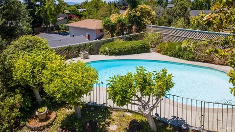 Exterior - 1607 Vervais Ave, Vallejo, CA 94591 photo 6 of 16
