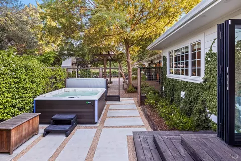 20464 5th St E, Sonoma, CA 95476 photo 27