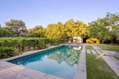 20464 5th St E, Sonoma, CA 95476 photo 37