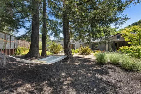 Exterior - 17 Juno Rd, Tiburon, CA 94920 photo 7 of 7