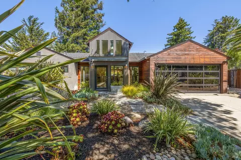 17 Juno Rd, Tiburon, CA 94920