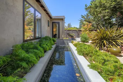Exterior - 17 Juno Rd, Tiburon, CA 94920 photo 6 of 7