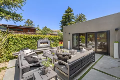 Exterior - 17 Juno Rd, Tiburon, CA 94920 photo 4 of 7