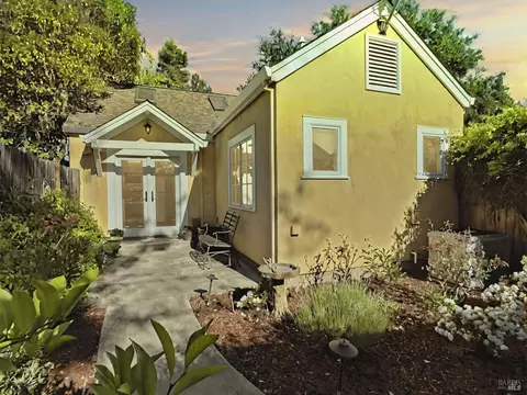 340 Church St, Sonoma, CA 95476