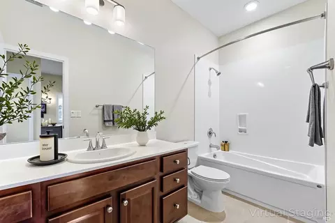 Bath - 2152 Eva St, Napa, CA 94559 photo 3 of 7
