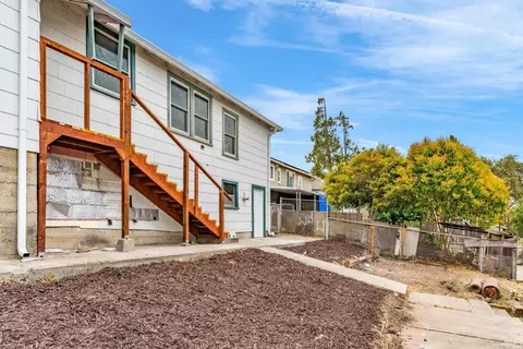 Exterior - 544 Napa Ave, Rodeo, CA 94572 photo 3 of 6