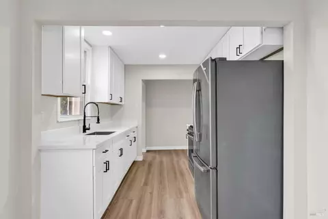 Entry Way - 544 Napa Ave, Rodeo, CA 94572 photo 5 of 5