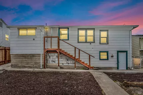 Exterior - 544 Napa Ave, Rodeo, CA 94572 photo 2 of 6