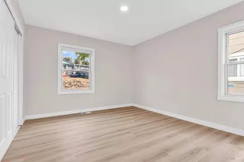 Bedroom - 544 Napa Ave, Rodeo, CA 94572 photo 2 of 2