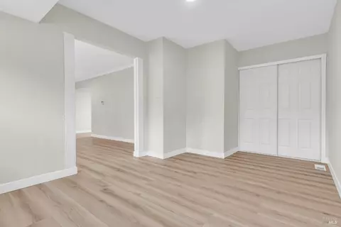 Entry Way - 544 Napa Ave, Rodeo, CA 94572 photo 2 of 5
