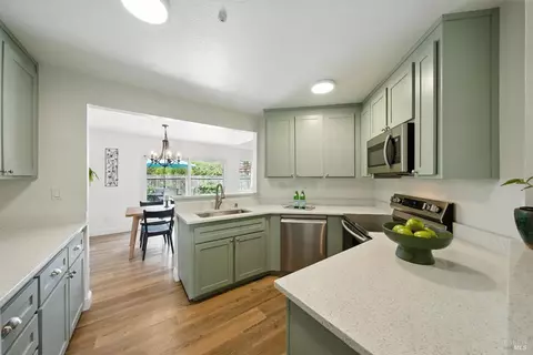 8128 Sunflower Dr, Cotati, CA 94931 photo 10
