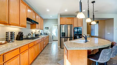 8414 Stomper Dr, Windsor, CA 95492 photo 10