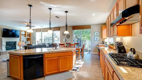 8414 Stomper Dr, Windsor, CA 95492 photo 11