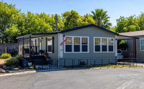 137 Lemon Tree Cir, Vacaville, CA 95687