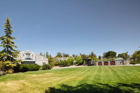 Exterior - 365 Ely Rd N, Petaluma, CA 94954 photo 21 of 23