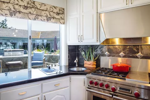 Kitchen - 365 Ely Rd N, Petaluma, CA 94954 photo 4 of 5
