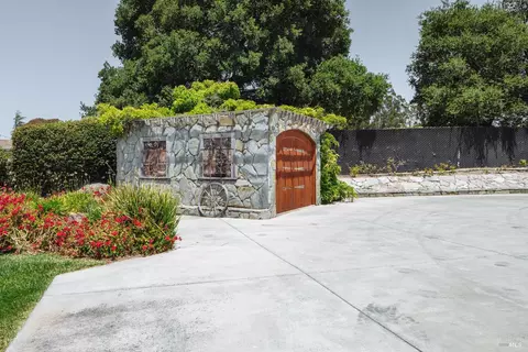 Exterior - 365 Ely Rd N, Petaluma, CA 94954 photo 15 of 23