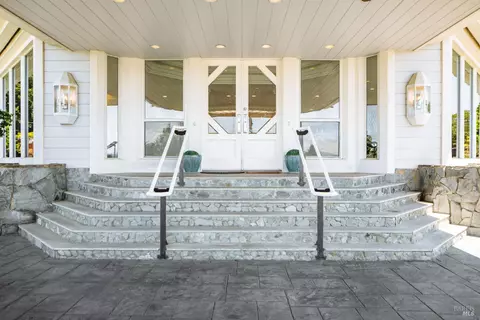 Entry Way - 365 Ely Rd N, Petaluma, CA 94954 photo 1 of 3
