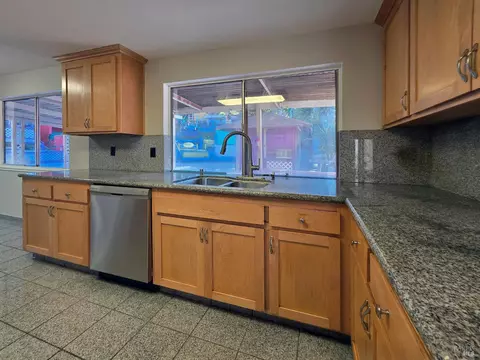 Kitchen - 1379 Shea Ter, Vallejo, CA 94591 photo 3 of 3