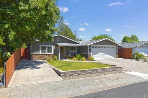 Exterior - 243 Cedar St, Vacaville, CA 95688 photo 2 of 8