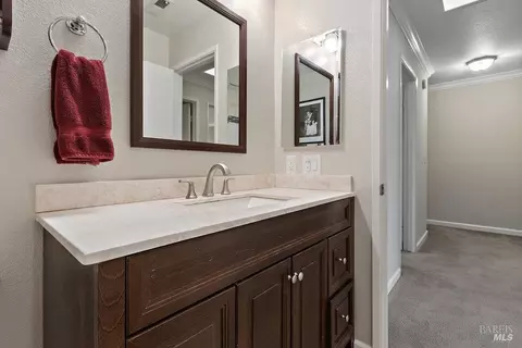 Bath - 1774 Devonshire Dr, Benicia, CA 94510 photo 1 of 3