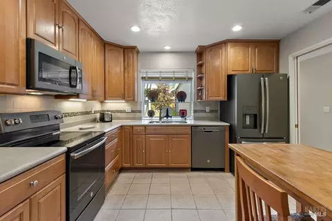 Kitchen - 1774 Devonshire Dr, Benicia, CA 94510 photo 1 of 1