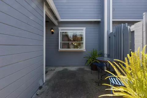 Exterior - 1774 Devonshire Dr, Benicia, CA 94510 photo 7 of 8