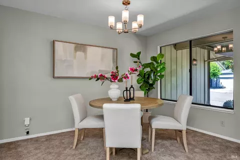 Dining - 175 Vine Dr, Cloverdale, CA 95425 photo 1 of 4