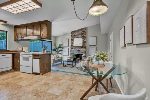 Other - 175 Vine Dr, Cloverdale, CA 95425 photo 2 of 5