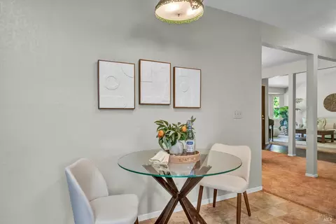 Dining - 175 Vine Dr, Cloverdale, CA 95425 photo 4 of 4