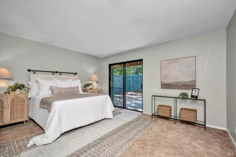 Bedroom - 175 Vine Dr, Cloverdale, CA 95425 photo 2 of 4