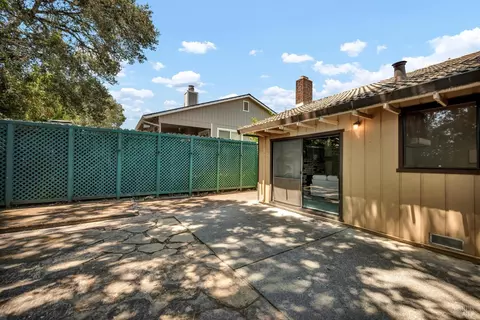 Exterior - 175 Vine Dr, Cloverdale, CA 95425 photo 5 of 8