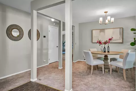 Dining - 175 Vine Dr, Cloverdale, CA 95425 photo 2 of 4
