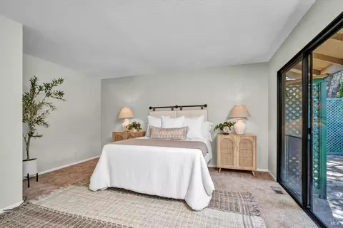 Bedroom - 175 Vine Dr, Cloverdale, CA 95425 photo 1 of 4