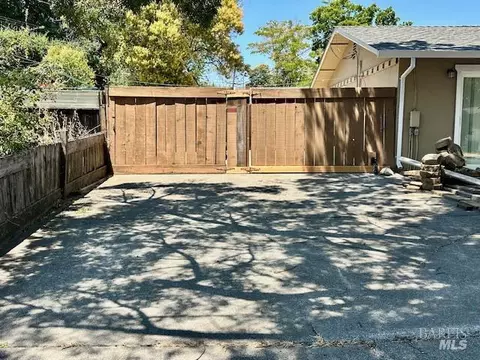 1836 Minnesota St, Fairfield, CA 94533 photo 3