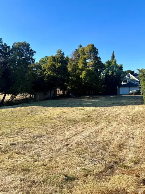 543 E H St, Benicia, CA 94510