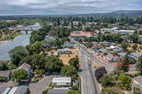 View/Area - 87 Front St, Healdsburg, CA 95448 photo 2 of 5