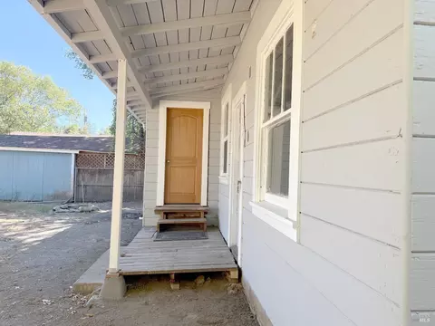 Exterior - 420 Della Ave, Willits, CA 95490 photo 4 of 6