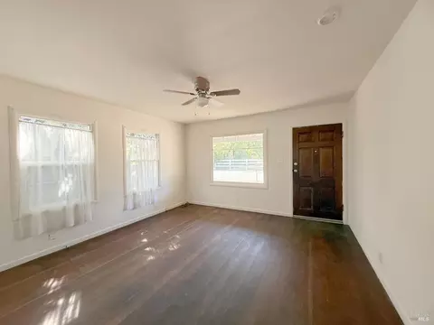 Living - 420 Della Ave, Willits, CA 95490 photo 1 of 3
