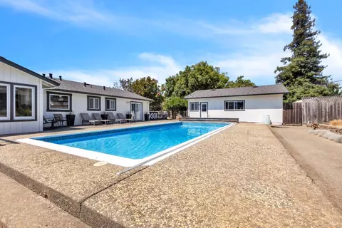 3000 Hagen Rd, Napa, CA 94558