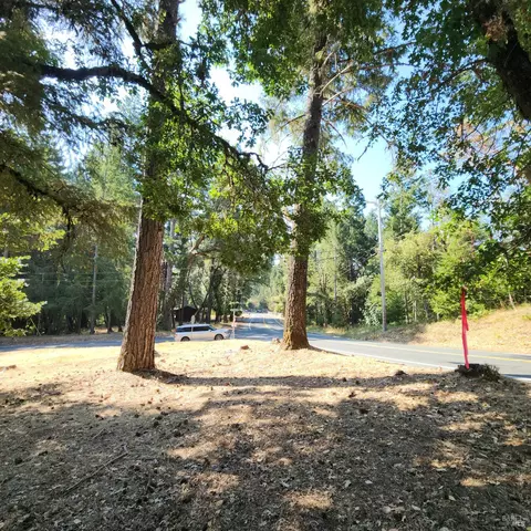25331 Sherwood Rd, Willits, CA 95490 photo 9
