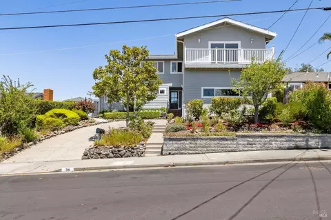 34 Crestwood Dr, San Rafael, CA 94901
