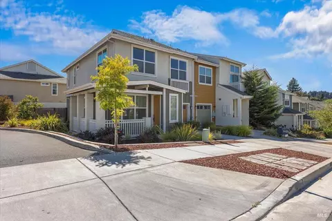 901 Prospect Ave, Santa Rosa, CA 95409