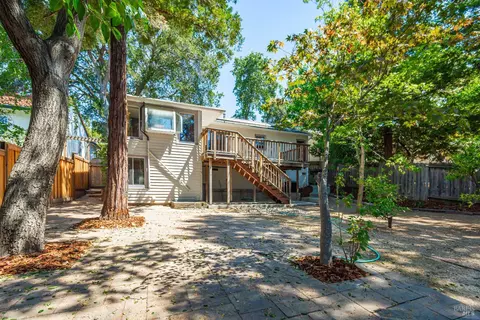 Exterior - 431 E Berna Ave, Napa, CA 94559 photo 9 of 23