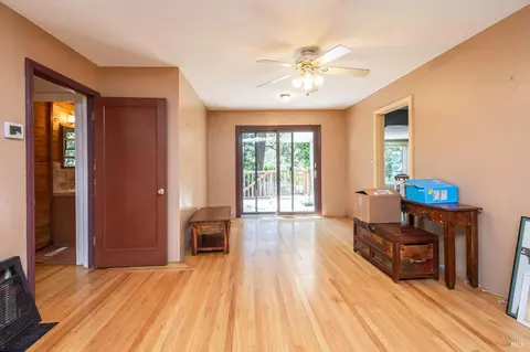 Living - 431 E Berna Ave, Napa, CA 94559 photo 6 of 7